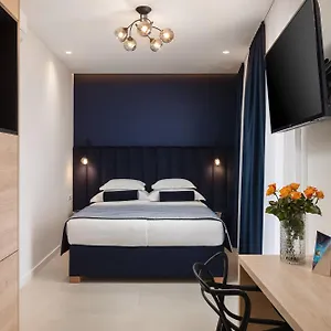 https://luxury-rooms-unicus-i-ii-iv.splithotels.org